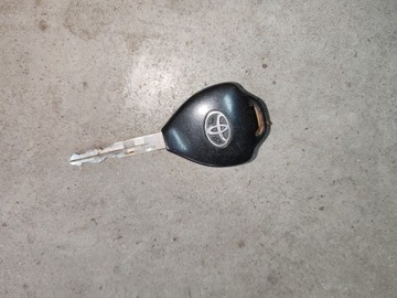 KLÍČEK OVLÁDAČ TOYOTA AURIS I 06-12