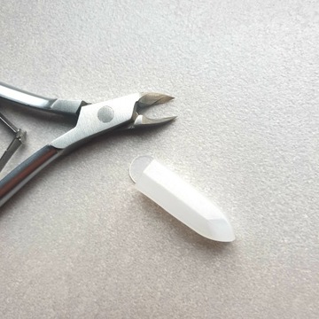 КЛИПСЫ ДЛЯ КУТИКУЛЫ МАНИКЮРНЫЕ ЩИПЦЫ НОЖНИЦЫ ДЛЯ НОГТЕЙ 4ММ