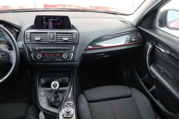 BMW Seria 1 F20-F21 Hatchback 5d 114i 102KM 2013 BMW 1 114i, Navi, Klima, Klimatronic, Parktronic, zdjęcie 7