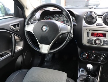 Alfa Romeo MiTo Hatchback 3d 1.4 16v 78KM 2010 Alfa Romeo MiTo 1.4 MPI, Salon Polska, GAZ, Klima, zdjęcie 6