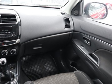 Mitsubishi ASX I SUV Facelifting 1.6 117KM 2014 Mitsubishi ASX 1.6 MIVEC, Salon Polska, Klima, zdjęcie 7