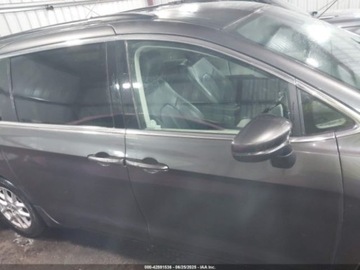 Chrysler Pacifica II 2022 Chrysler Pacifica Touring L 2022 3.6l 3.6 Benzyna 287KM, zdjęcie 6