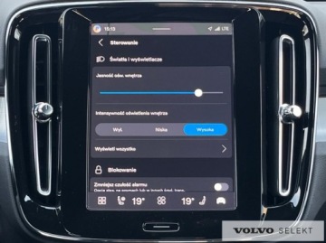 Volvo XC40 Crossover Facelifting 2.0 B4 197KM 2025 Volvo XC 40 FV23% SalonPL B4B Plus Black Edition W, zdjęcie 21