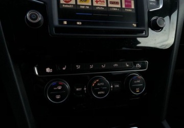 Volkswagen Passat B8 Limousine 1.8 TSI BlueMotion Technology 180KM 2017 Volkswagen Passat Passat 1.8 TSI Highline DSG Vat Marza Salon PL Naw, zdjęcie 13