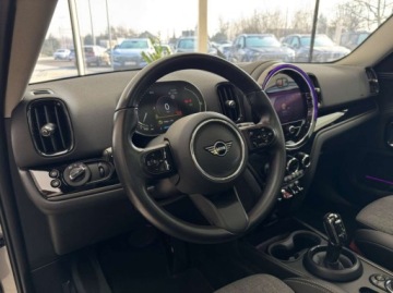 Mini Countryman F60 Crossover Facelifting 1.5  136KM 2023 MINI Countryman Cooper Classic Panorama ACC Kamera cofania CarPlay LED, zdjęcie 6