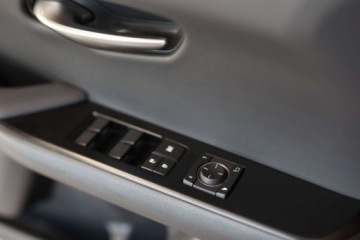 Lexus UX 2022 Lexus UX 250h GPF F Impression 2WD 2.0 Hybryda 152KM, zdjęcie 13