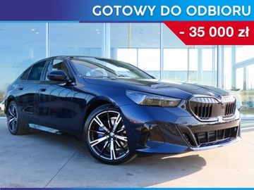 BMW Seria 5 G60-61 2023 BMW Seria 5 520d xDrive Sport Sedan 2.0 (197KM) 2023