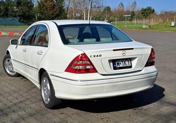 Mercedes Klasa C W203 Sedan W203 2.6 170KM 2004 Mercedes-Benz Klasa C Mercedes-Benz Klasa C 24..., zdjęcie 21