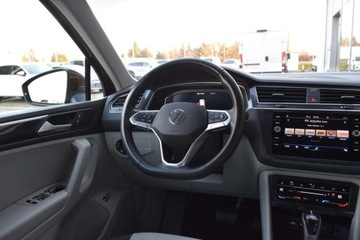 Volkswagen Tiguan II SUV Facelifting 1.5 TSI 150KM 2022 Volkswagen Tiguan SalonPL 1.5TSI 150KM Elegance DSG7IQ Led MatrixACCGwaran, zdjęcie 10