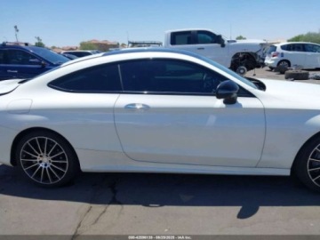 Mercedes Klasa C W205 2017 Mercedes-Benz Klasa C 2017 MERCEDES-BENZ C 300 2.0 Benzyna 241KM, zdjęcie 6