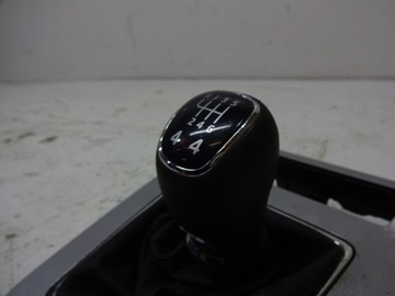 РУЧКА СИЛЬЧИКА 4X4 SKODA OCTAVIA III