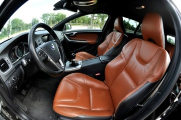 Volvo V60 I Kombi 2.0 D3 163KM 2013 Volvo V60 D3 2.0 163KM 5-Cylindrów Xenon Led, zdjęcie 7