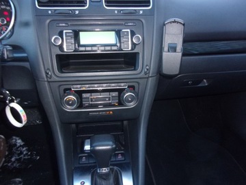 Volkswagen Golf VI Variant 1.6 TDI-CR DPF BlueMotion 105KM 2010 Volkswagen Golf Automat Bluemotion, zdjęcie 17