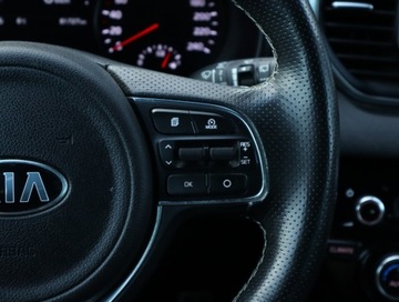 Kia Sportage IV SUV 1.7 CRDi 141KM 2017 Kia Sportage 1.7 CRDi, Salon Polska, zdjęcie 20