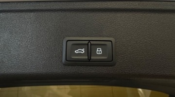 Audi A4 B9 Avant Facelifting 2.0 40 TFSI 204KM 2024 Audi A4 Avant Pelna oferta na R-CARS.pl 2.0 Benzyna 204KM, zdjęcie 33