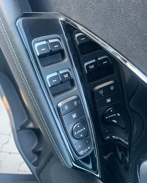 Kia Niro I Crossover 1.6 GDi Hybrid 141KM 2018 Kia Niro 1.6 Hybryda Nawigacja Klimatyzacja Sensor 1.6 Hybryda 141KM, zdjęcie 9