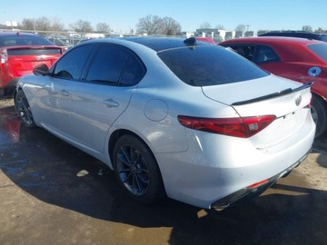 Alfa Romeo Giulia II Sedan Facelifting 2.0 Turbo 280KM 2021 Alfa Romeo Giulia 2021 ALFA ROMEO GIULIA TI SPORT RWD 2.0 Benzyna 280KM, zdjęcie 2