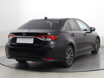 Toyota Corolla XII Sedan 1.8 Hybrid 122KM 2019 Toyota Corolla 1.8 Hybrid, Salon Polska, zdjęcie 4