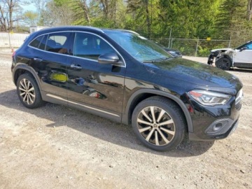 Mercedes GLA II 2022 Mercedes-Benz GLA 250 4Matic 2022 2.0 Benzyna 221KM, zdjęcie 4