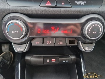 Kia Stonic Crossover 1.4 DOHC 100KM 2017 Kia Stonic Led Kamera Cofania Nawigacja 1.4 Benzyna 100KM, zdjęcie 8