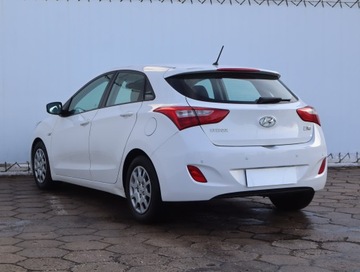 Hyundai i30 II Hatchback 3d 1.6 CRDi (LOW) 110KM 2013 Hyundai i30 1.6 CRDi, Salon Polska, Serwis ASO, zdjęcie 3