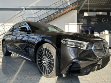 Mercedes Klasa E W214 Sedan 2.0 220d 197KM 2025 E Klasa 220 d 4-Matic AMG 2.0 197KM 2025, zdjęcie 1