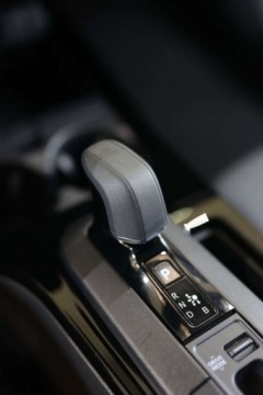 Toyota Prius V (XW60) 2.0  Hybrid Dynamic Force Plug-in 223KM 2023 Toyota Prius Plug-in Hybrid 2.0 Hybryda Plug-in 223KM, zdjęcie 5