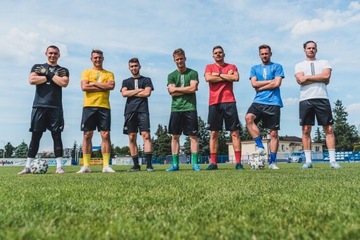 ПРОТИВОСКОЛЬЗЯЩИЕ ФУТБОЛЬНЫЕ НОСКИ, ФУТБОЛЬНЫЕ НОСКИ ДЛЯ СТАРШИХ