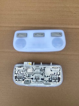 LAMPA OSVĚTLENÍ KABINY RENAULT OE 264300008R