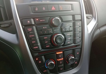 Opel Astra J Sports Tourer Facelifting 1.7 CDTI ECOTEC 130KM 2013 Opel Astra Zarejestrowany - ubezpieczony - 1,7 - 130 KM 1.7 Diesel 130KM, zdjęcie 25