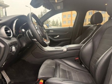 Mercedes GLC C253 2020 Mercedes-Benz GLC 300 4Matic Coupe Salon PolskaFV23AMG Line 2.0 Hybryda, zdjęcie 10