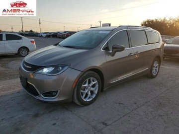 Chrysler Pacifica II 2017 Chrysler Pacifica Touring L Plus 2017 3.6l 3.6 Benzyna 287KM