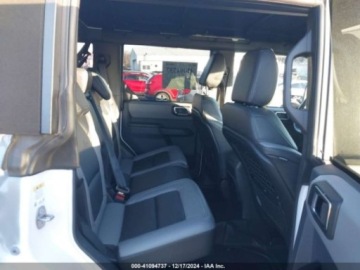 Ford Bronco VI 2024 Ford Bronco 2024r., 4x4, 2.3L 2.3 Benzyna 275KM, zdjęcie 9