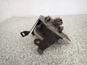 MITSUBISHI GRANDIS 03-11 HALOGEN PŘEDNÍ PRAVÝ SVĚTLO