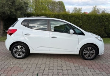 Kia Venga Mikrovan 1.4 DOHC CVVT 90KM 2015 Kia Venga 1.4 90KM Navi Panorama Kamera KEY Bezwypadkowy Dla wymagajacy, zdjęcie 5