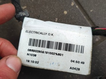 INSTALACE DVEŘE LEVÝ PŘEDNÍ VOLVO S60 8690290