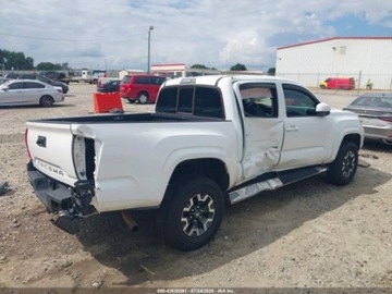 Toyota Tacoma II 2018 Toyota Tacoma Tacoma sr 2018 2.7 Benzyna 159KM, zdjęcie 4