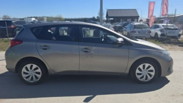 Toyota Auris II Hatchback 5d Dual VVT-i 100 99KM 2014 Toyota Auris climatronic ledy, zdjęcie 4
