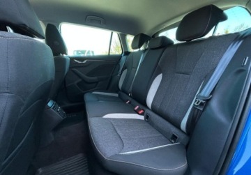 Skoda Scala Hatchback 1.0 TSI 110KM 2023 Skoda Scala Style Pakiet Comfort, Tempomat, Kamera, Podgrzewane fotele, 1, zdjęcie 17