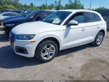 Audi Q5 II SUV 2.0 TFSI 252KM 2018 Audi Q5 2018 AUDI Q5 2.0T PREMIUM2.0T TECH PREMIUM 2.0 Benzyna 252KM, zdjęcie 2