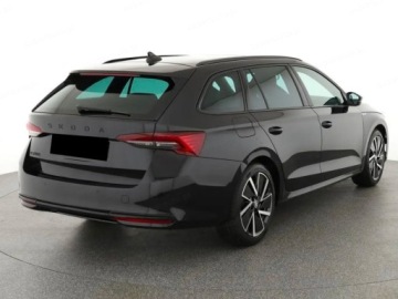 Skoda Octavia IV Liftback 1.5 TSI EVO 150KM 2026 SKODA Octavia Sportline 1.5 TSI mHEV DSG Combi 150KM 2026, zdjęcie 2