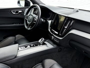 Volvo XC60 II Crossover Plug-In Facelifting 2.0 T8 455KM 2024 Volvo XC 60 T8 Awd 2024 2.0 Hybryda 456KM, zdjęcie 17