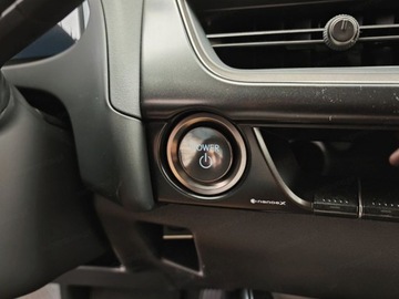 Lexus UX Crossover Facelifting 2.0 300h 199KM 2025 Od ręki - 300h F Sport Design 2.0 Hybrid Dynamic Force 199KM, zdjęcie 8