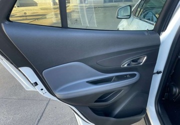 Opel Mokka I SUV 1.6 CDTI Ecotec 136KM 2015 Opel Mokka Opel Mokka 1.6 CDTI ecoFLEX StartStop 4x4 Color Edition 1.6, zdjęcie 17