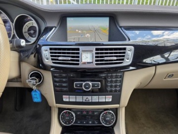 Mercedes CLS W218 Coupe 250 CDI BlueEFFICIENCY 204KM 2013 MERCEDES CLS 250 CDI 2.2l diesel 204KM Przebieg: 137,768km Zadbane wnętrze, zdjęcie 12