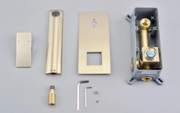 ЗОЛОТОЙ МАТОВЫЙ СМЕШНИК ДЛЯ УМЫВАЛЬНИКА FATTER GOLD МАТОВОЕ ЗОЛОТО