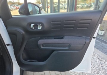 Citroen C3 Aircross  I Crossover 1.2 PureTech 110KM 2018 Citroen C3 Aircross 1.2benz 6b 110KM LED Navi Kamera 360 2xPDC CarPlay Ser, zdjęcie 18