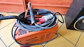 ТРАНСФОРМАТОР СВАРОЧНЫЙ АППАРАТ AC WELDER BX1-200C 200A 230V-400V ХОРОШЕЕ СОСТОЯНИЕ