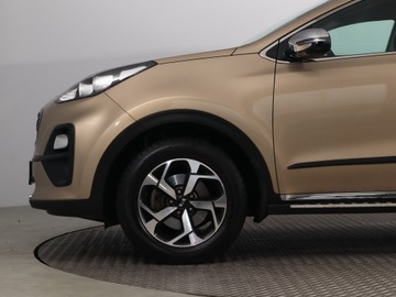 Kia Sportage IV SUV Facelifting 1.6 GDI 132KM 2019 Kia Sportage 1.6 GDI, Serwis ASO, GAZ, Navi, zdjęcie 14