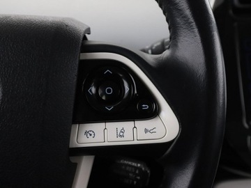 Toyota Prius IV Hatchback 1.8 Hybrid 122KM 2016 Toyota Prius Lounge navi kamera BiLED JBL ACC, zdjęcie 32